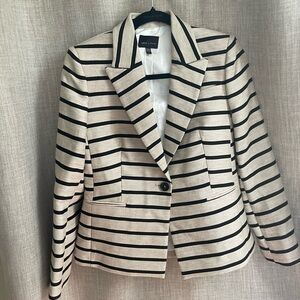 Judith & Charles striped blazer. NWOT. Size 6